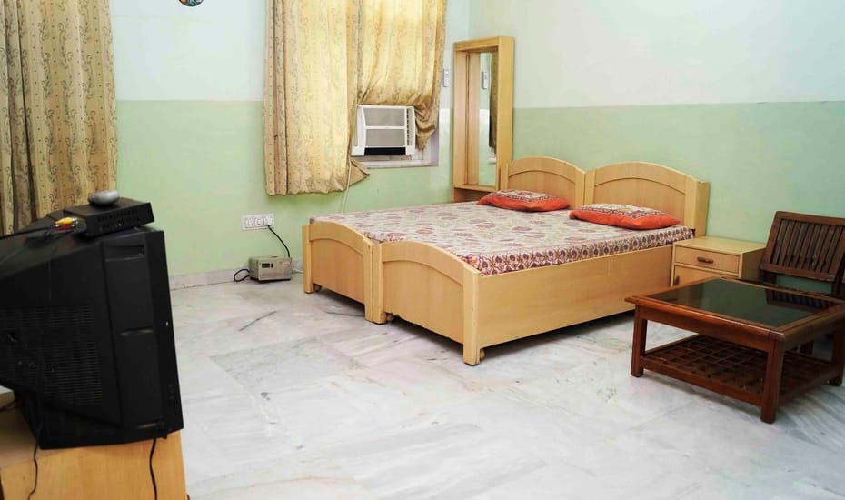 AC Deluxe room — corner